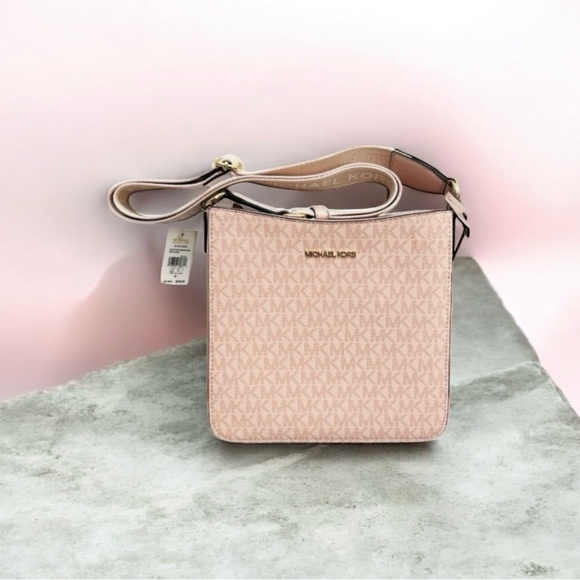 Michael Kors Handbags - Michael Kors Powder Blush Crossbody Bag
